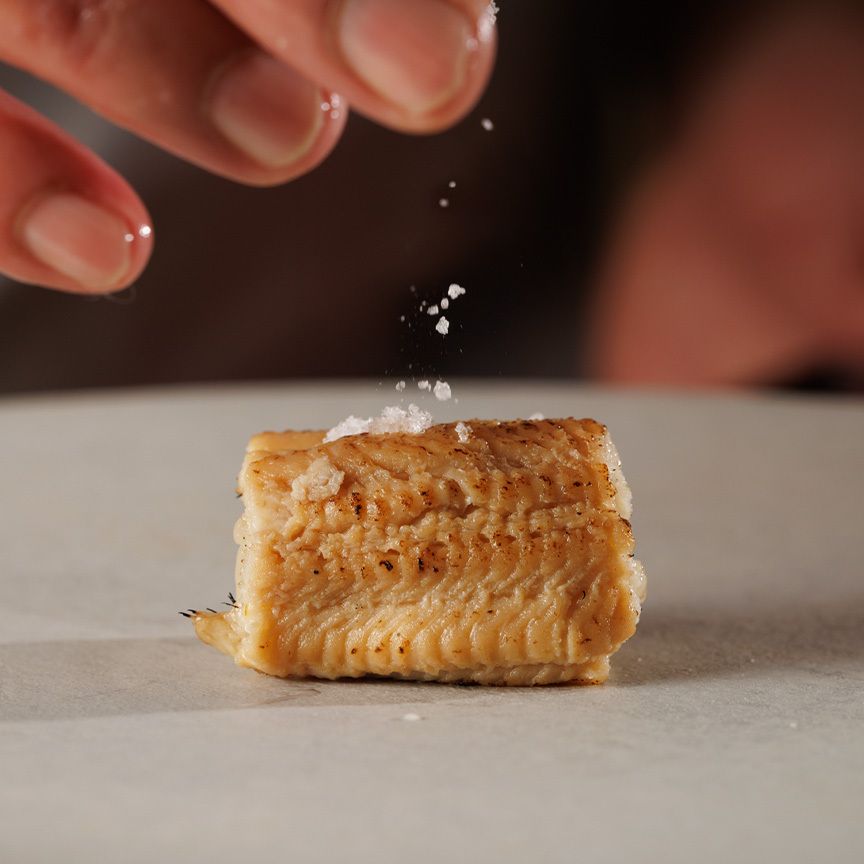 [Lunch] Chef's omakase course of seasonal sushi and appetizers (Sundays and holidays only) 
