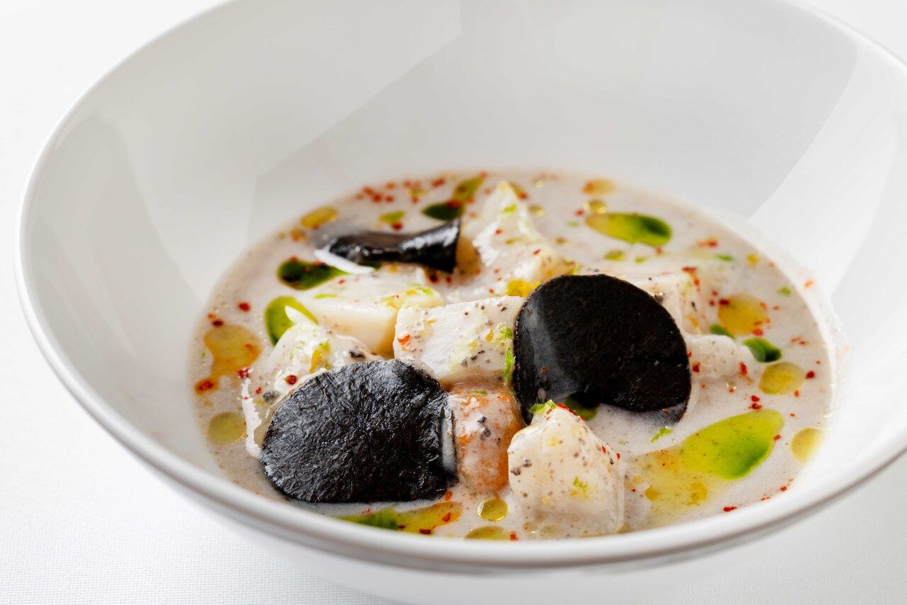【Lunch Course – 3 dishes】Starter・Main course・ Dessert Including a welcome drink. 