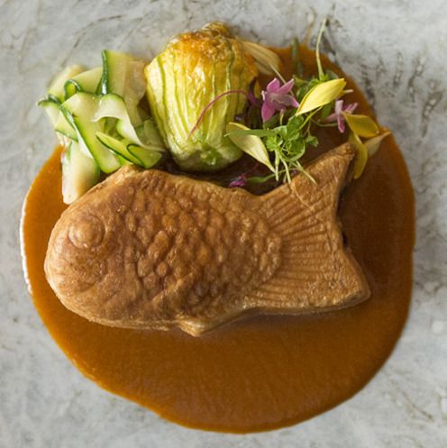 (Dinner) Haute couture course with beef as the main dish