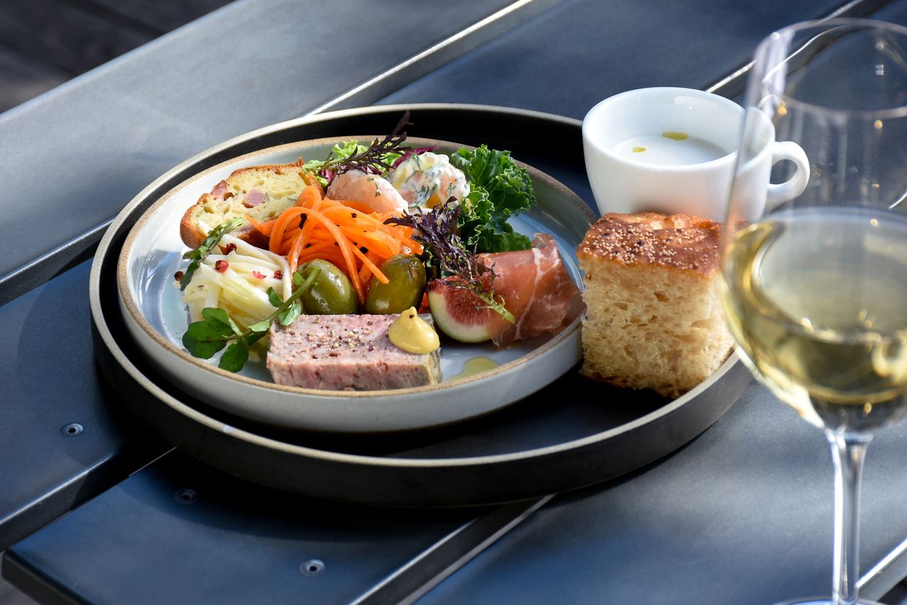 BISTRO LUNCH