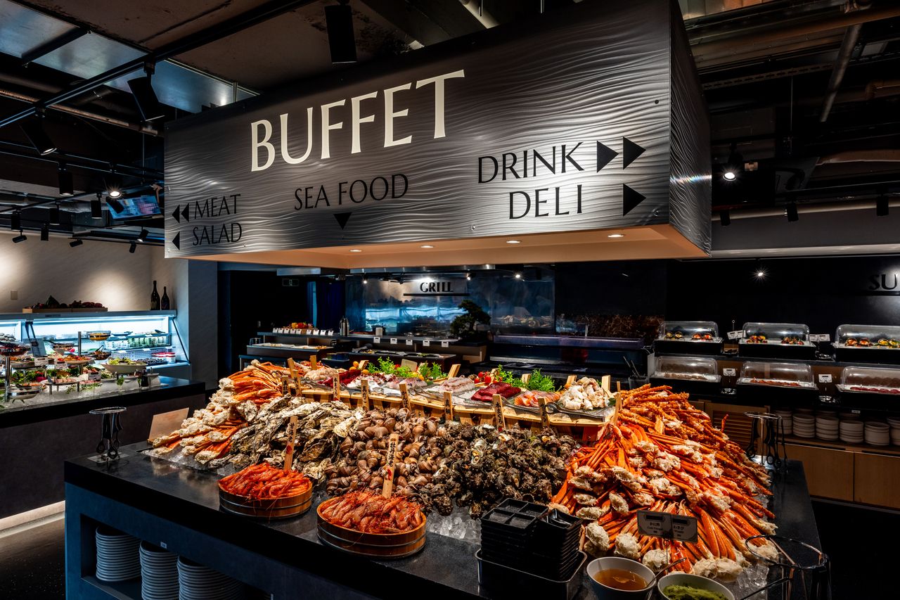 [Luxury Buffet] <180-minute limit> Yakiniku & Japanese, Western, and Chinese buffet with over 150 dishes including king crab + all-you-can-drink alcohol