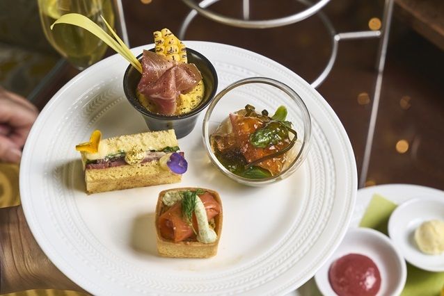 アーリーサマーエレガンス ウィズ ジャパニーズティー〈シグネチャー・アフタヌーンティー〉