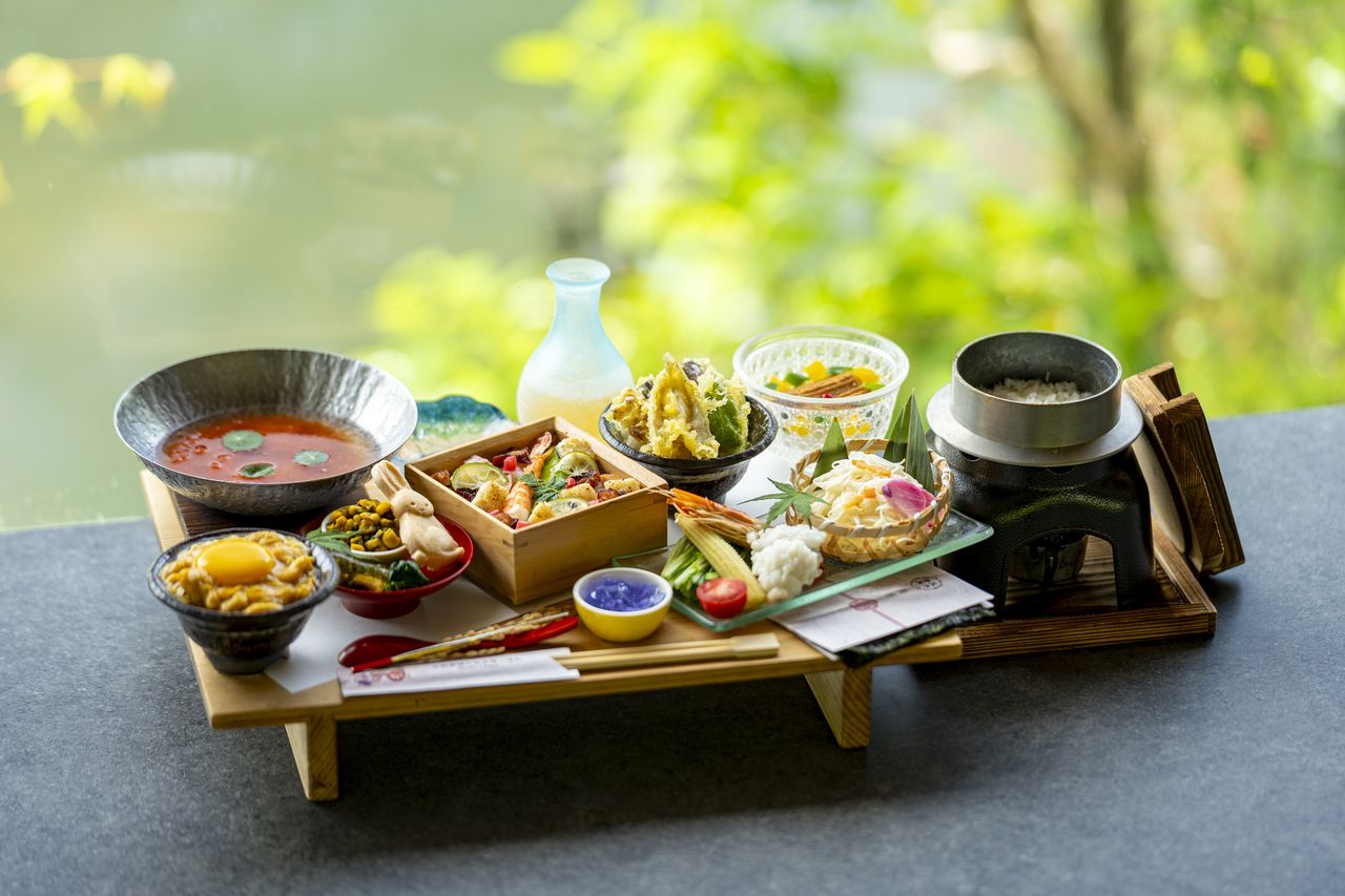 京丼五種食べ比べ膳~鱧と夏野菜　納涼トマト鍋~（夏ver./2026.6月1日～）