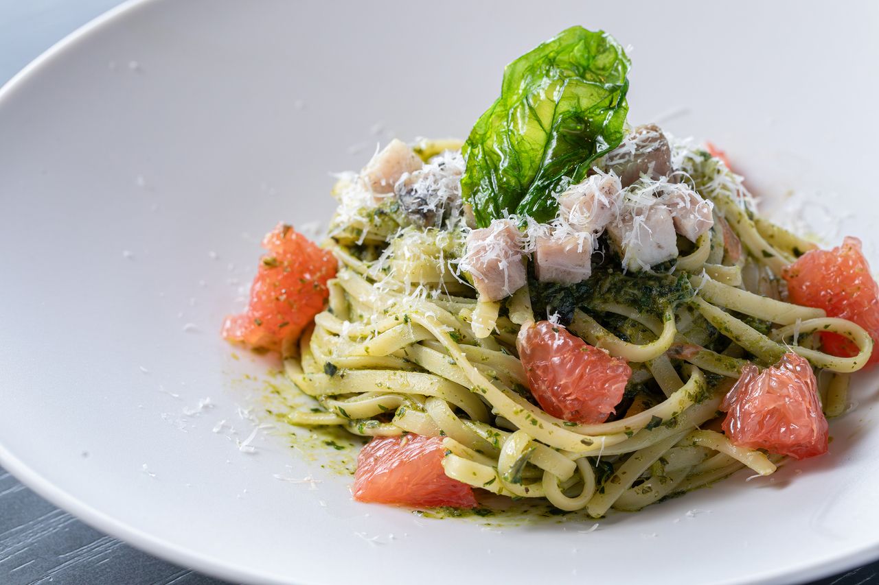 [Seasonal Special] Genovese Pasta with Itoshima Pork and Grapefruit + Buffet (Adult)