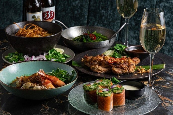 【Enjoy our famous Moo Yang and dim sum】SIGNATURE PLAN | 10 dishes in total | 2 hours of free-flowing drinks included *For 3-25 people*