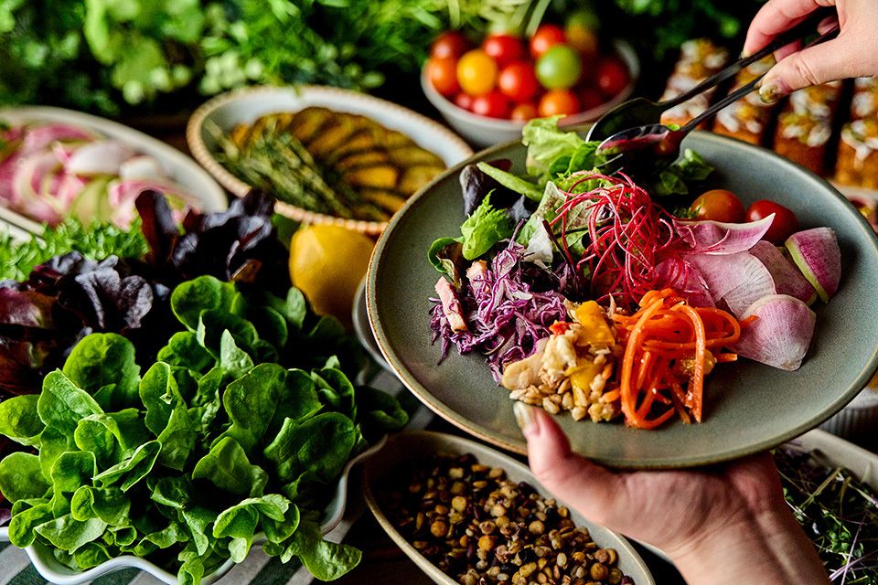 [Weekdays Only★Salad Buffet] Includes unlimited draft sparkling wine! Salad buffet including popular desserts & coffee.