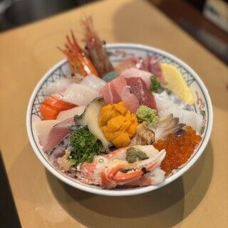 【僅限午餐預約】數量有限！極致丼飯套餐◎ 滿滿一碗15種奢華食材的美味丼飯◆ 需提前一天預約