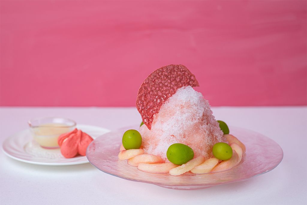 【Weekdays】 "Peach x Shine Muscat grapes Double Fruit Shaved Ice" [Single Item]（7/1～8/31）