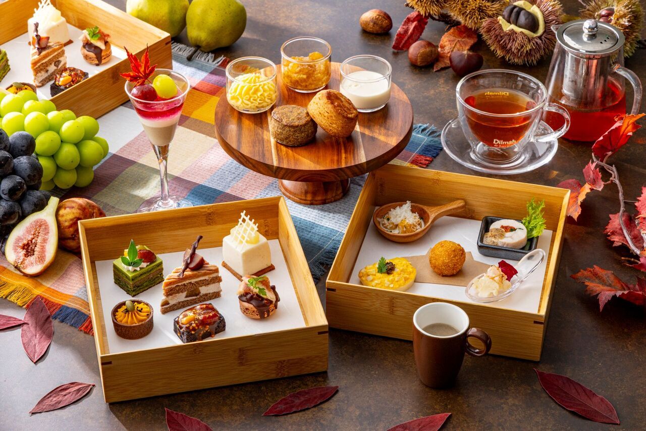 [Advance reservation only] Autumn Afternoon Tea ※includes coffee and tea (free flow)