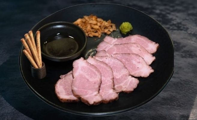 Thick-cut roast pork 110g 
