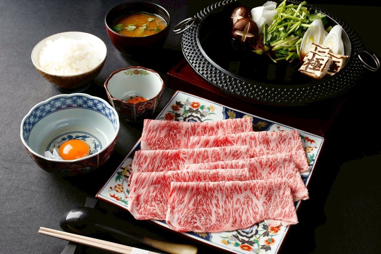 250g set ng lokal na gawang A5 Wagyu beef