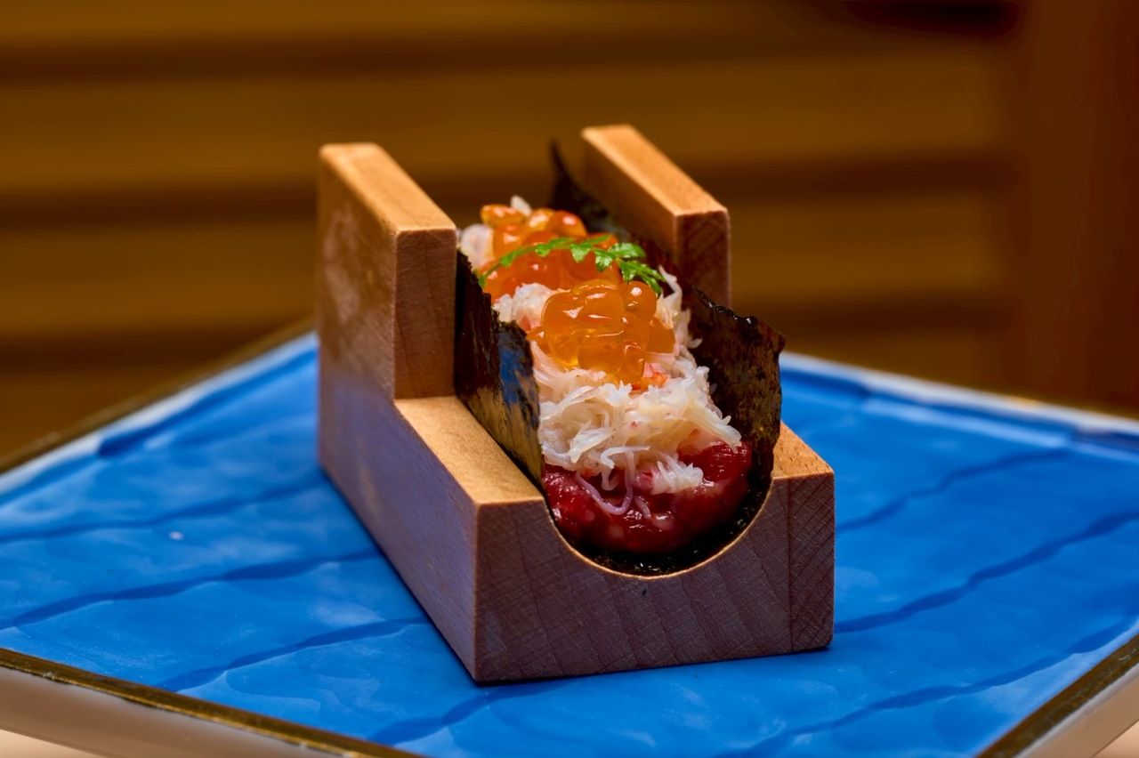 [Shinjuku Ushimitsu Opening Commemoration Course] You can enjoy dishes such as “Wagyu beef, crab, and salmon roe yukke dog”, “Cutlet sandwich with minced meat – homemade sauce”, “White freezing cold noodles”, as well as 7 carefully selected grilled dishes.