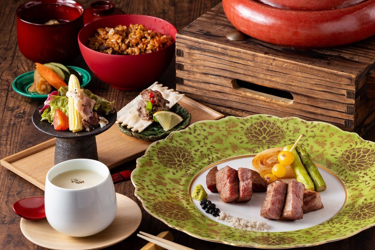 ［ランチ］宮崎黒毛和牛ロース・赤身ステーキセット