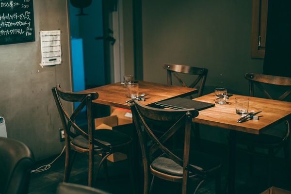 Table seating