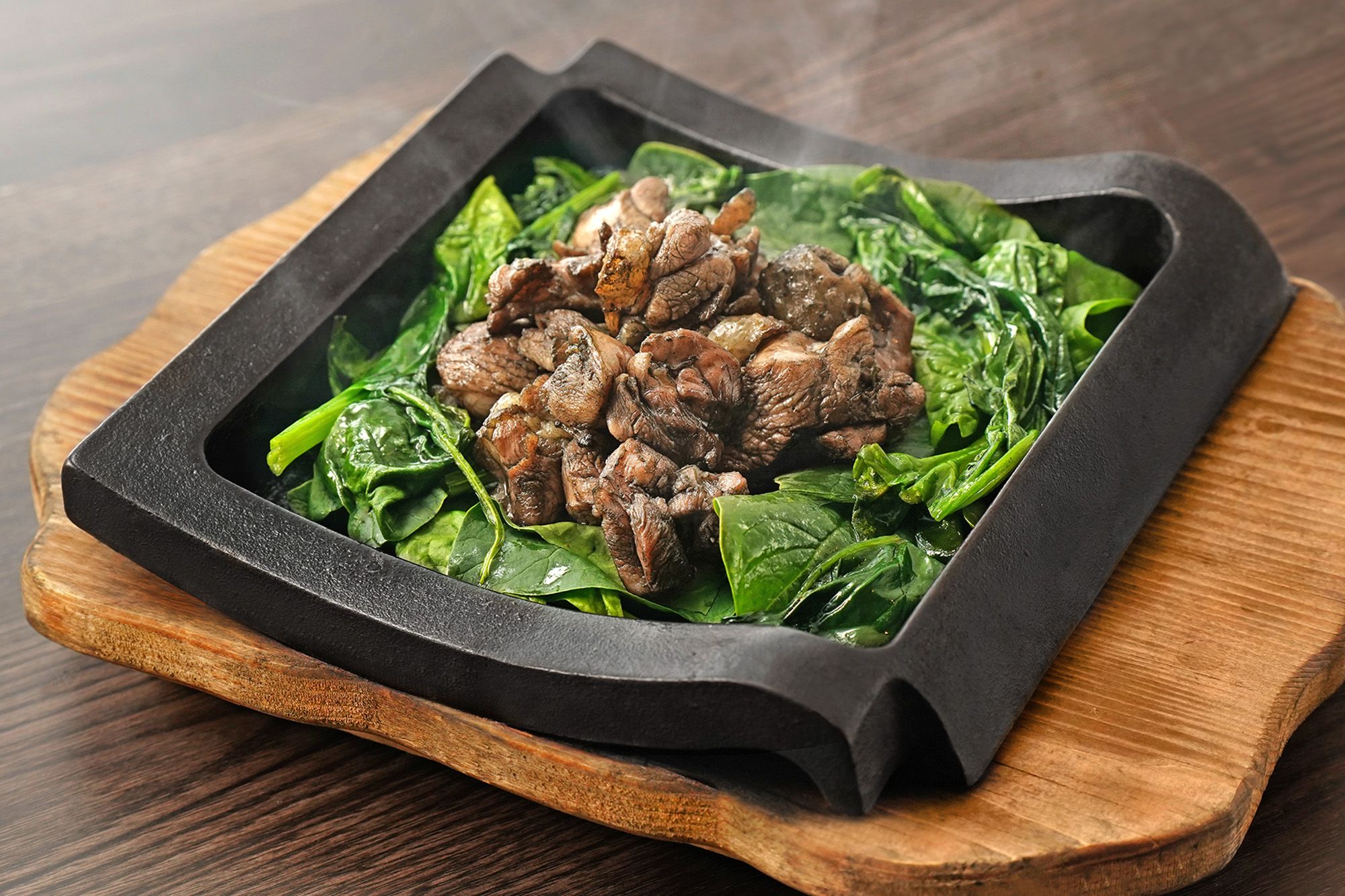 宮崎地鶏炭火焼 車 三鷹店 - Restaurant Guide - TableCheck