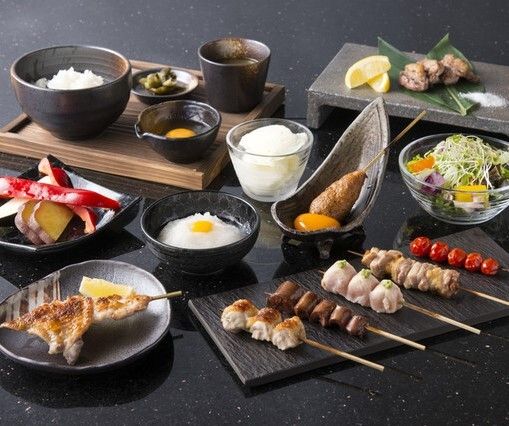 c107 トリヤロウ　焼きトリ定食 スリーブ　先ドロー警察 六本木とりや幸 - Restaurant Guide - TableCheck